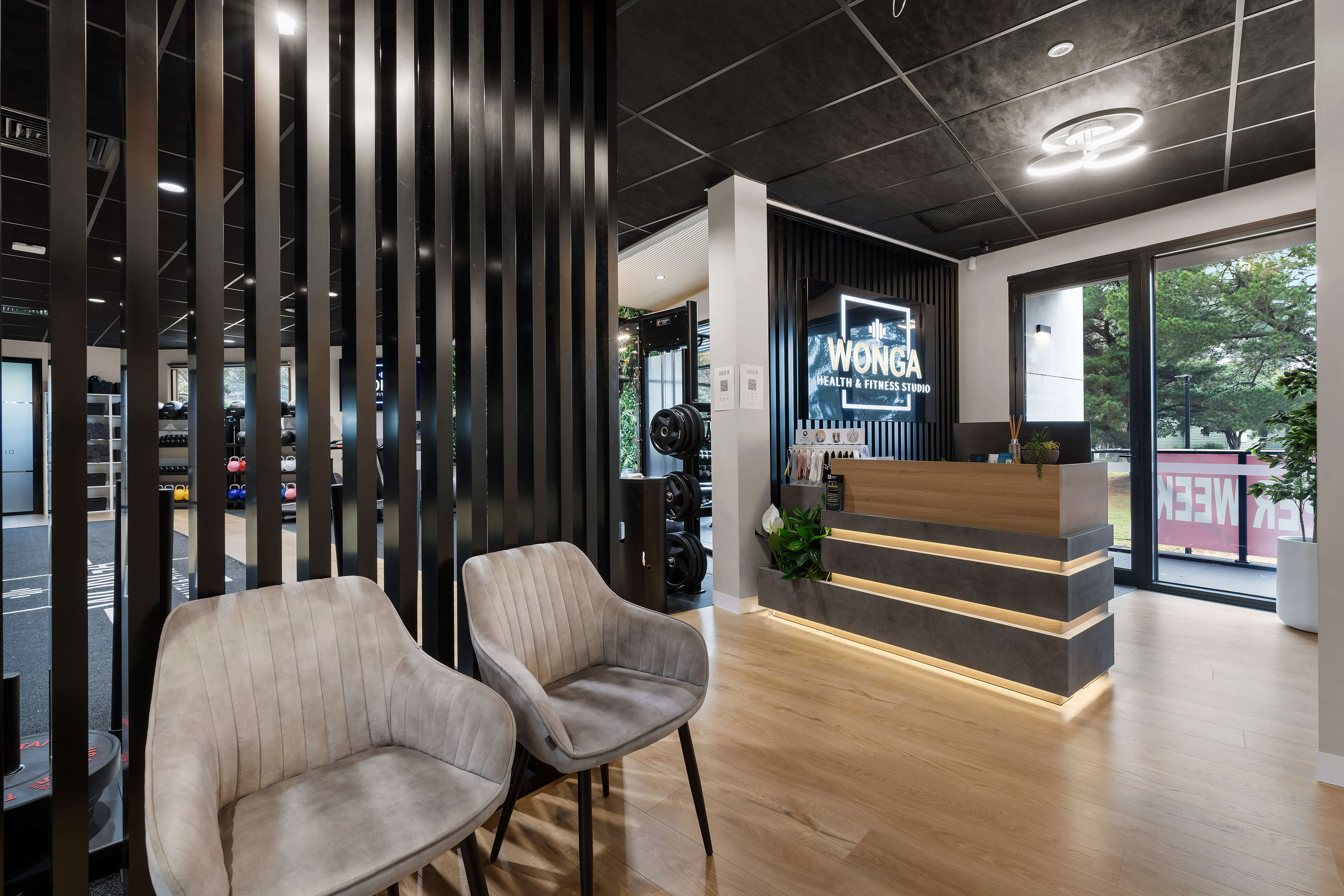 Reception & Retail
